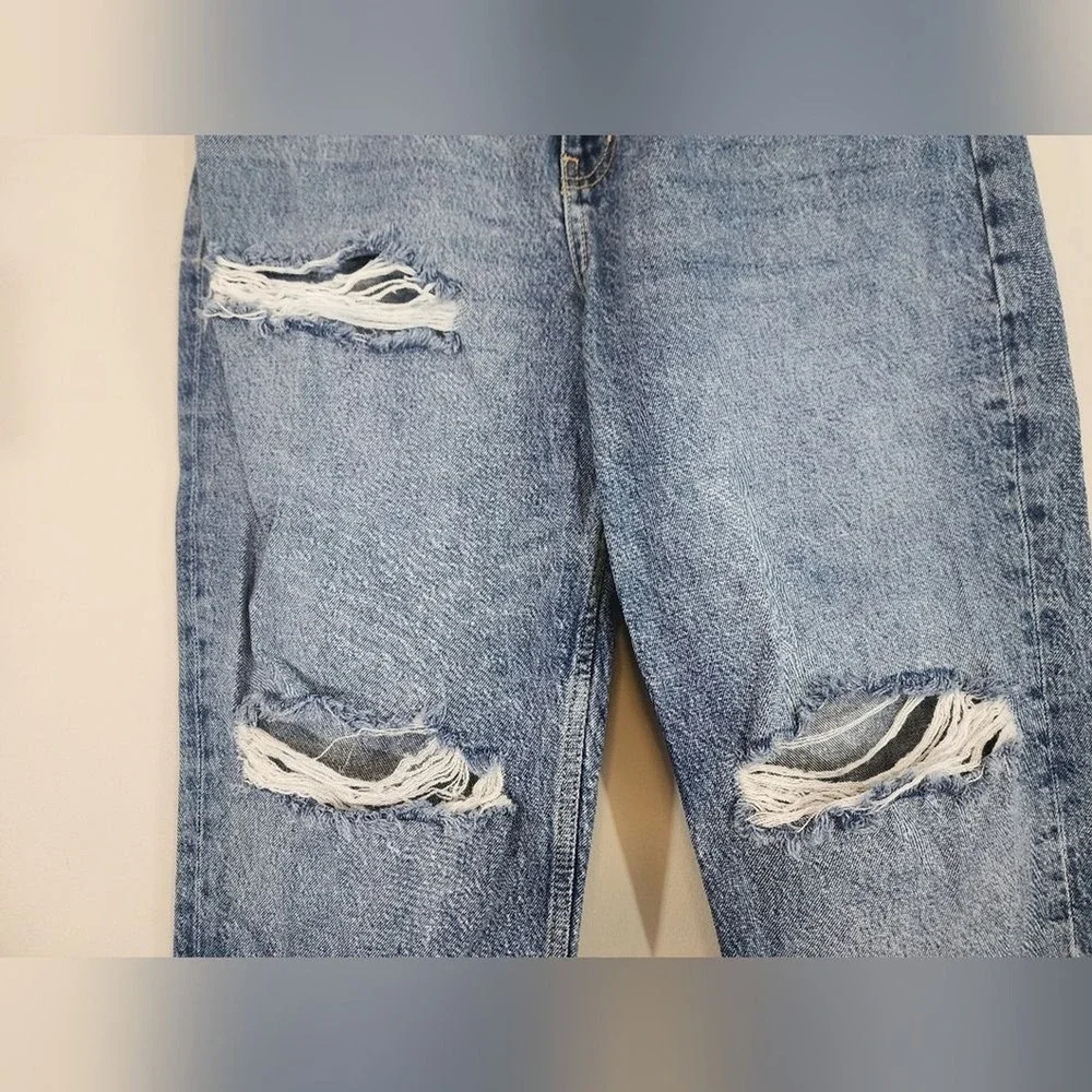 Free People We The Free Lita Distressed High Rise‎ Jeans 30 Light Wash Raw Hem